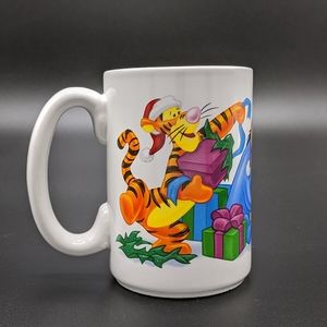 🌲 Holiday Disney Winnie the Pooh Mug 2002